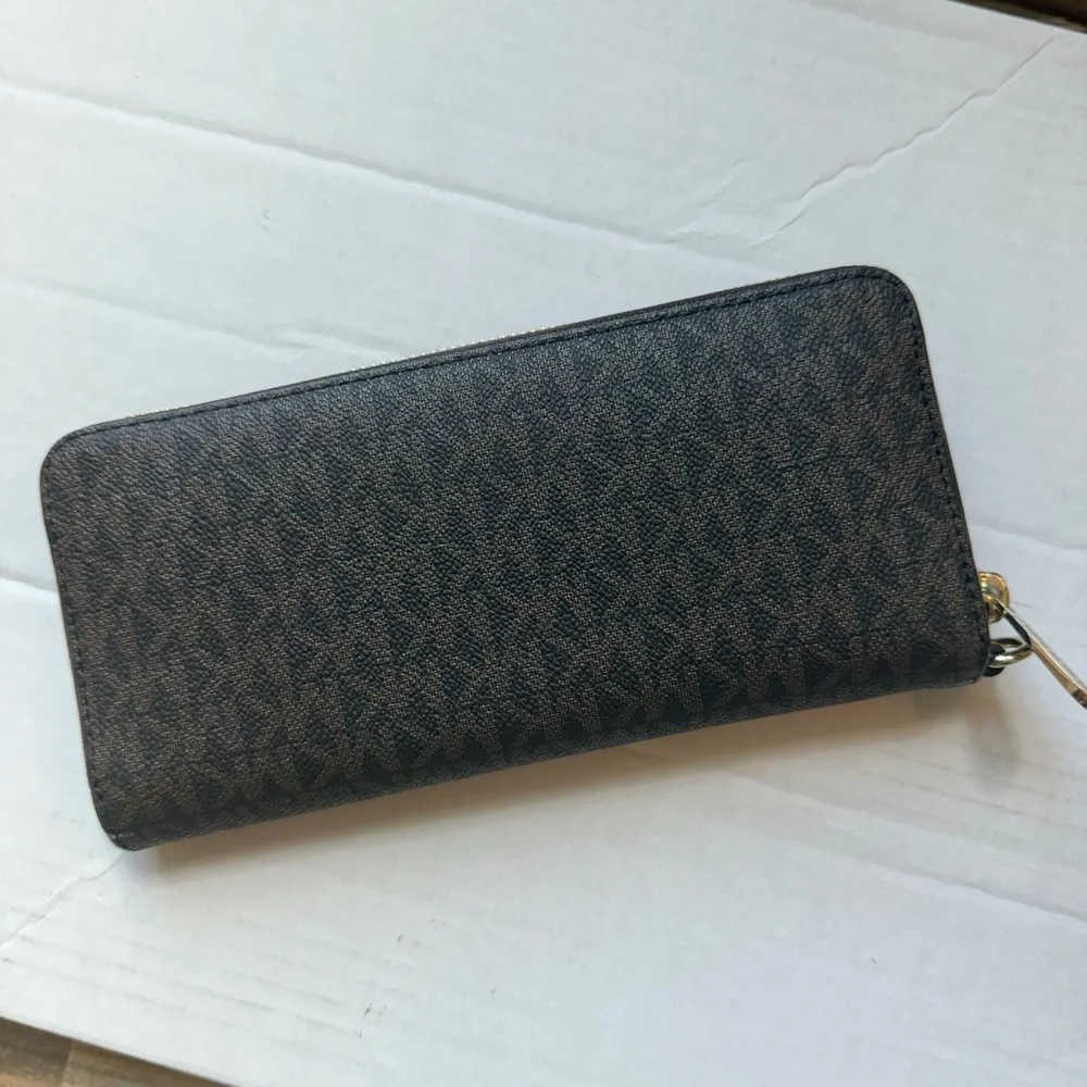 Michael Kors Brown Signature Zip-Around Continental Wallet
